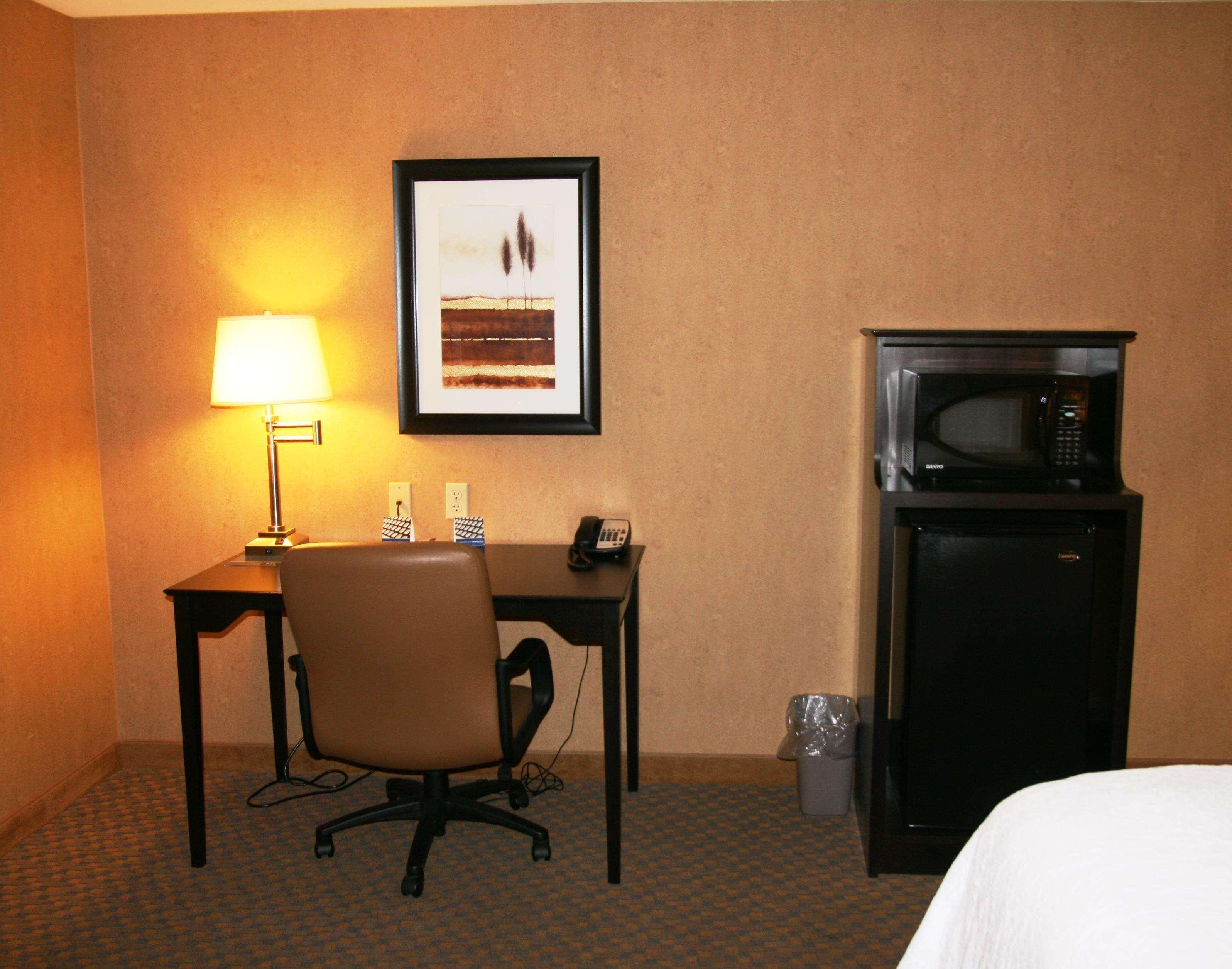 Hampton Inn And Suites Барстоу Номер фото