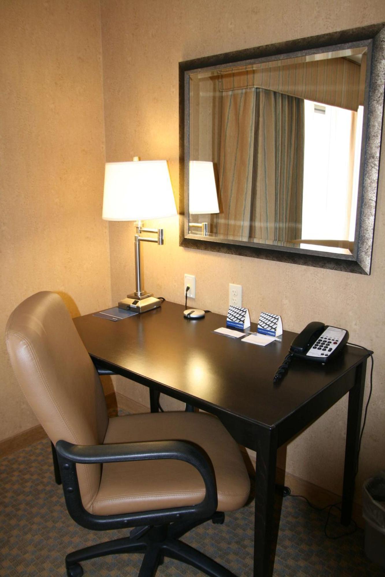 Hampton Inn And Suites Барстоу Екстер'єр фото